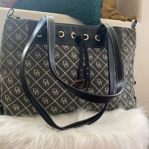Dooney & Bourke Bag